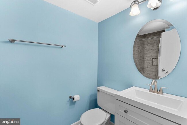Building Photo - 11545 Hearthstone Ct