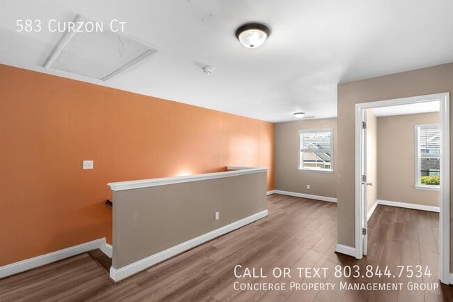 Building Photo - 583 Curzon Court