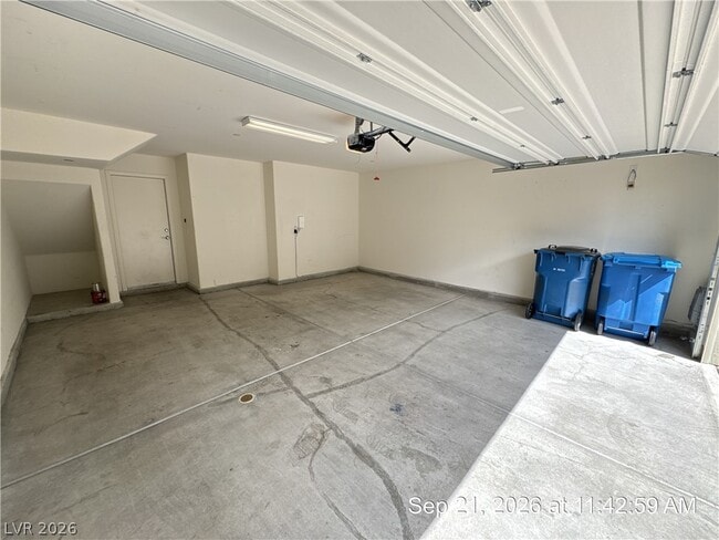Building Photo - 177 Petaluma Valley Dr