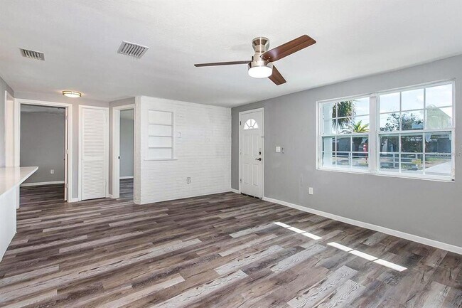 Building Photo - 3549 Winder Dr