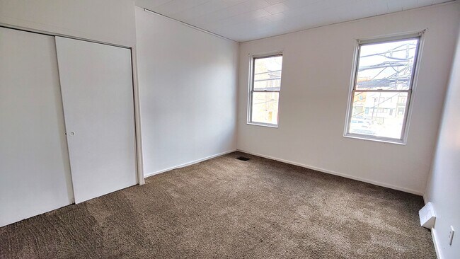 Building Photo - *Spacious 2BD/1BA Single-Family Home for Rent in Southside*