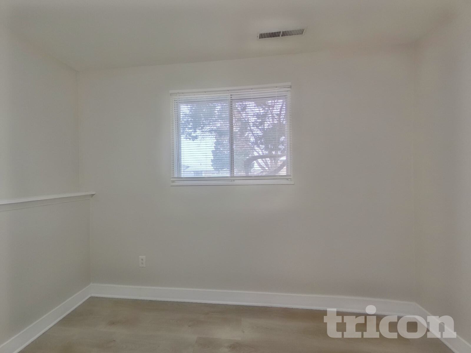 Building Photo - 1317 Doyle Pl