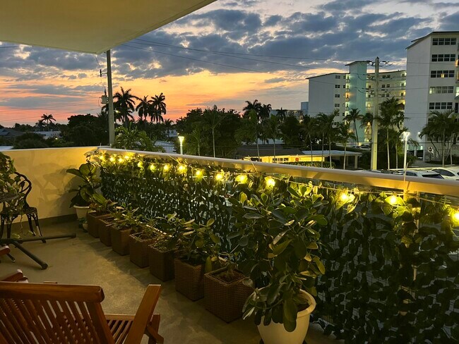 Building Photo - 2701 N Ocean Blvd