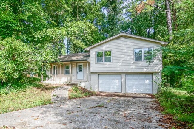 Building Photo - 3309 Poplar Dr