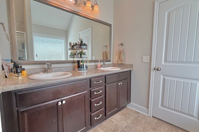 Building Photo - COMING JULY 2026! (Pet Friendly) | $500 RENT CREDIT