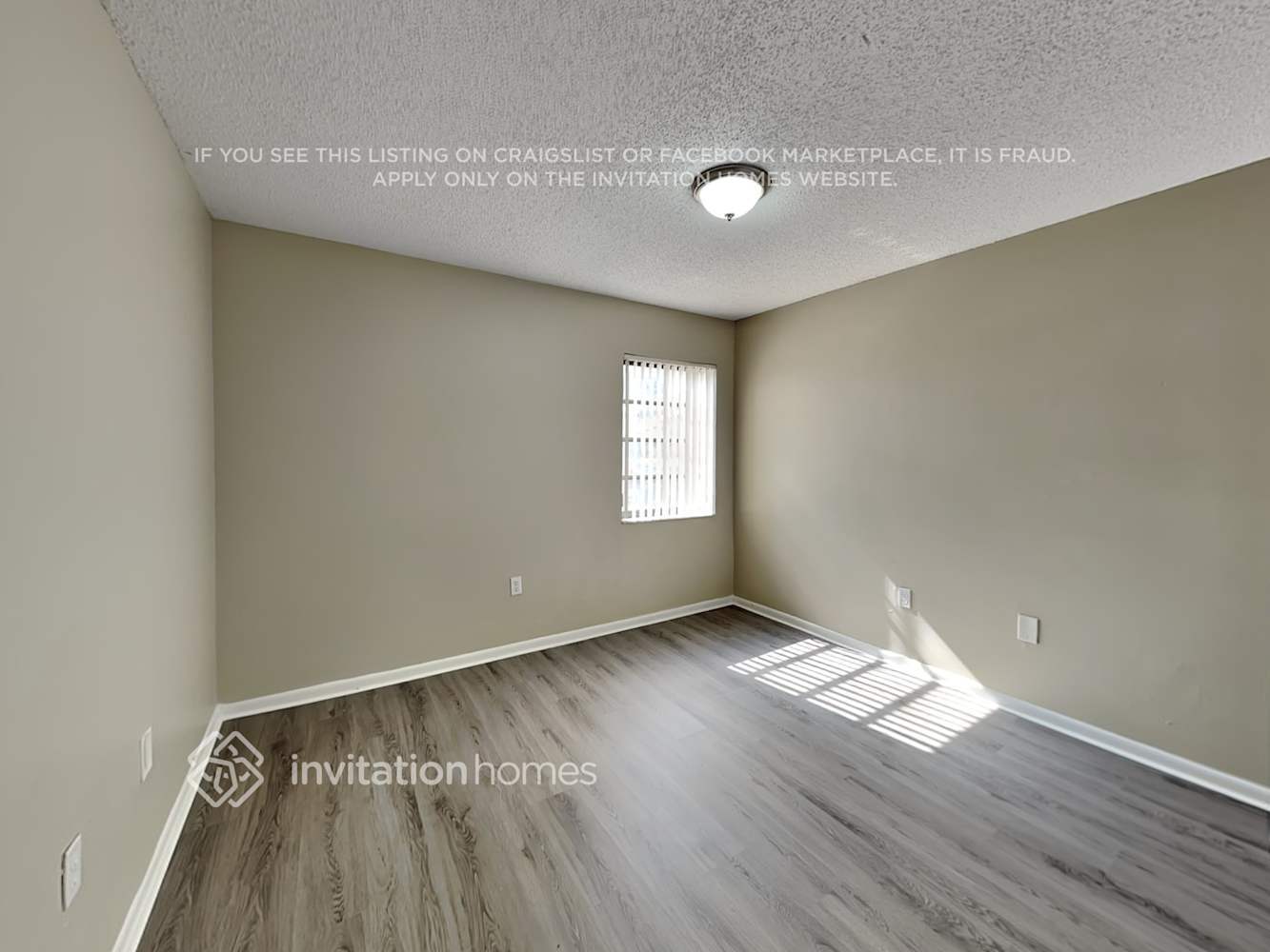 Building Photo - 13203 SW 40th Terrace