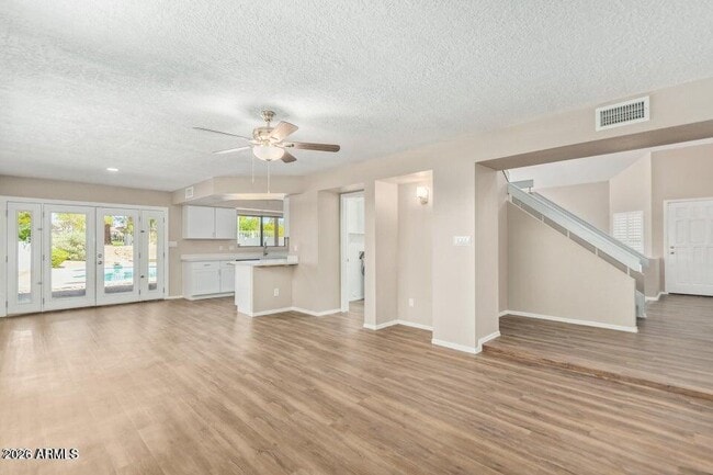 Building Photo - 6920 W Morrow Dr