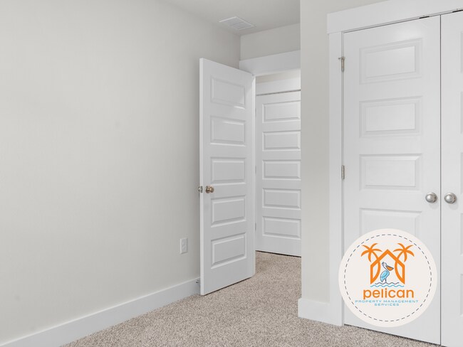 Building Photo - Modern 3-Bedroom Townhome in Gated Community