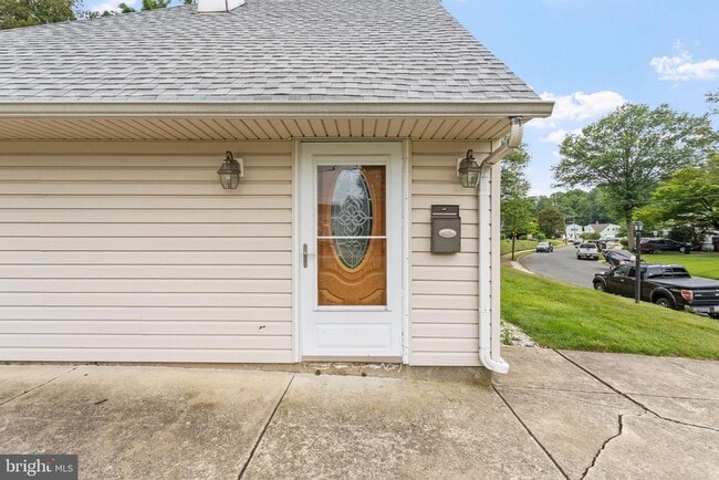 Building Photo - 9323 Cloverly Rd