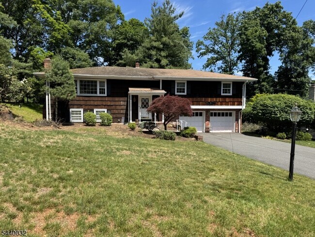 Building Photo - 76 Cider Mill Rd