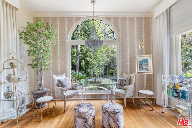 Building Photo - 175 W Channel Rd