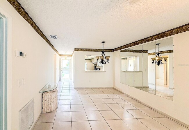 Building Photo - 2604 Woodgate Ln