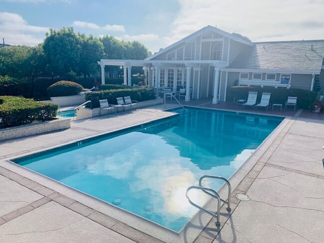Building Photo - Perched above the stunning Dana Point Harbor, this gorgeous two-story condo offers breathtaking h...