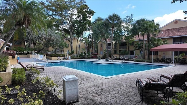 Building Photo - 1084 Coral Club Dr