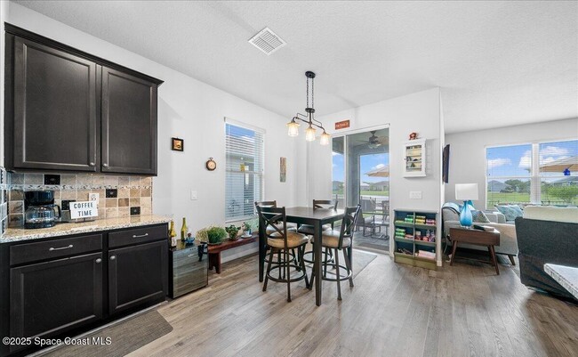 Building Photo - 4477 Trovita Cir