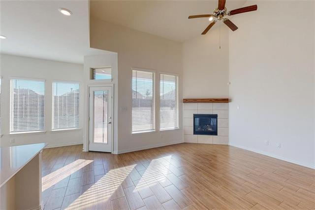 Building Photo - 10143 Prairie Dr