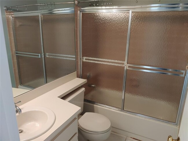 Building Photo - 525 Moreno Cir NE