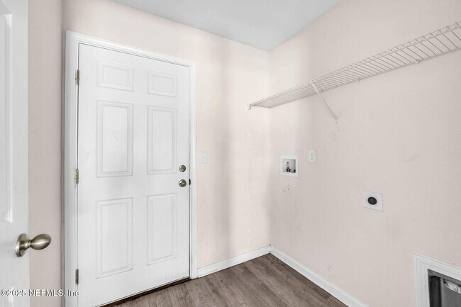 Building Photo - 2603 Lowell Ave