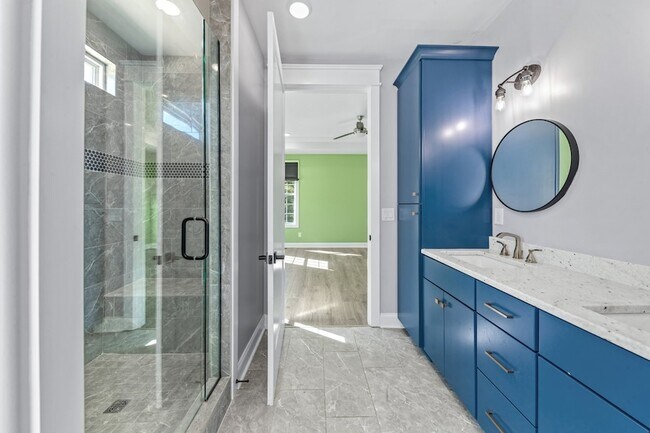 Building Photo - 601 Joyce Ave