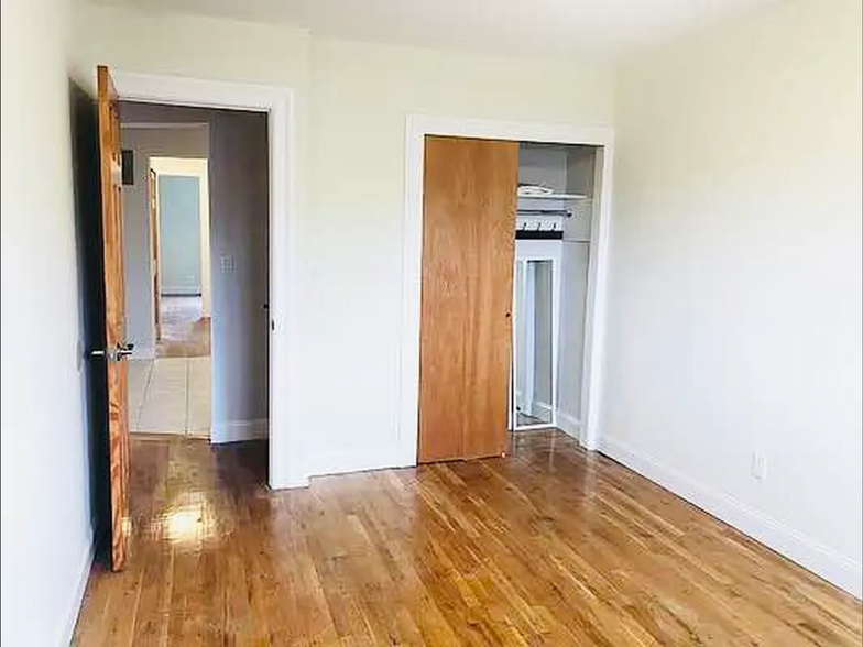 Building Photo - 2431 43rd St