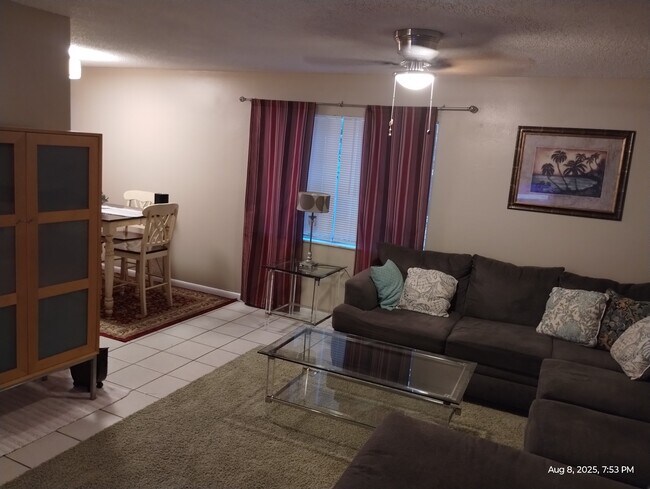 Building Photo - 8030 Orange Ave