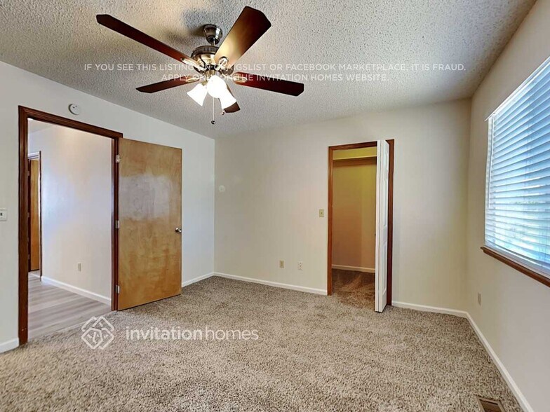 Building Photo - 3255 Richmond Dr
