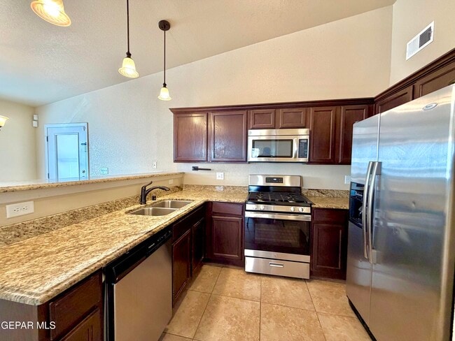 Building Photo - 14213 Ranier Point Dr