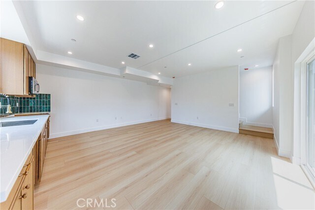 Building Photo - 1063 S Corning St