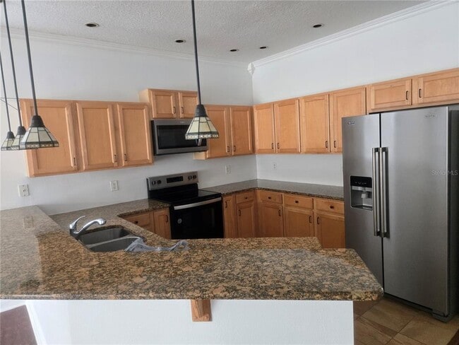 Building Photo - 4939 Solimartin Dr