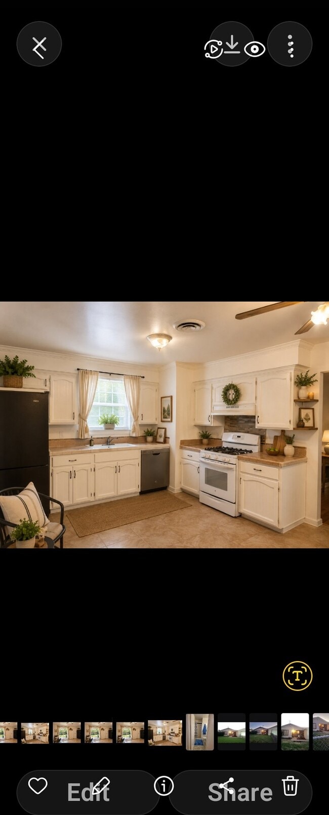Building Photo - 1019 S Demaree St