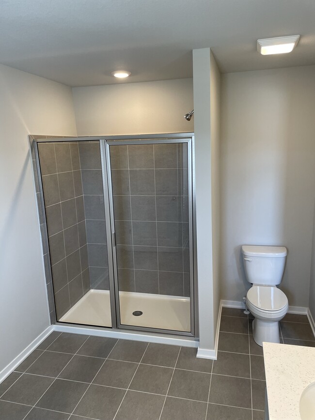 Building Photo - 2302 SW Plaza Pkwy