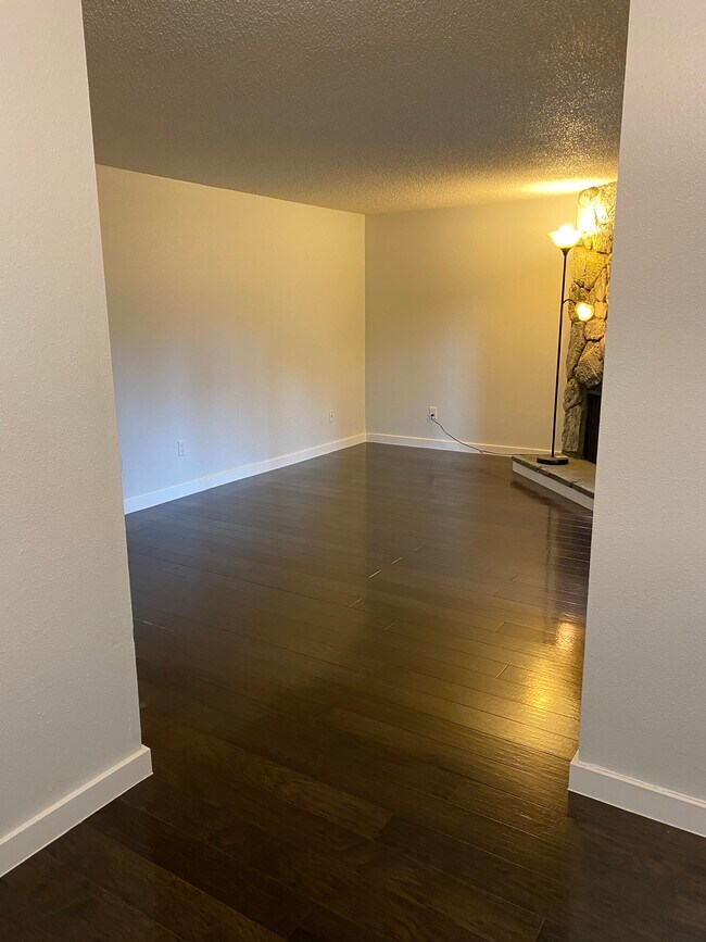 Livingroom - 17512 149th Ave SE