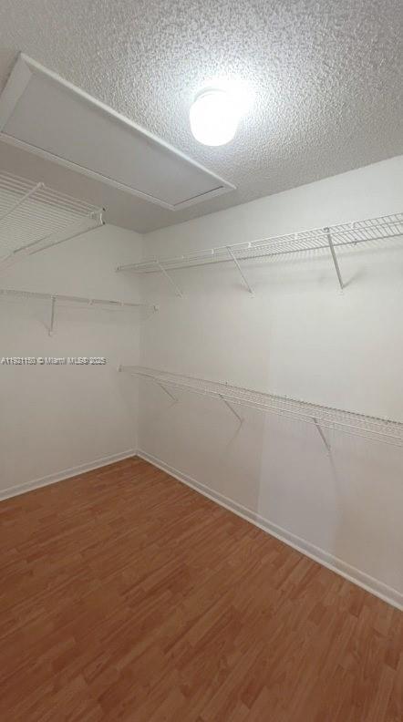 Building Photo - 630 S Park Rd