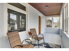 Building Photo - 144 8th Ave S