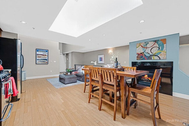 Building Photo - 68 Harriet St