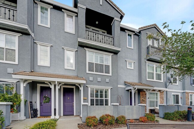 Building Photo - Renovated 3-Story Rocklin Townhome with Two-Car Garage!