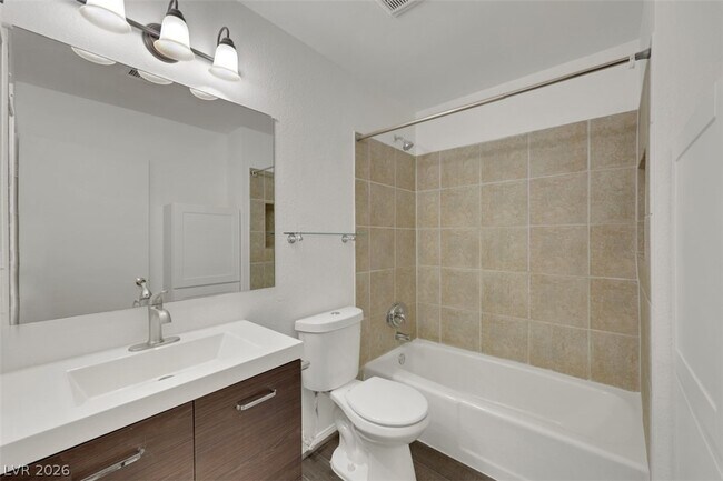 Building Photo - 2373 Wooster Cir