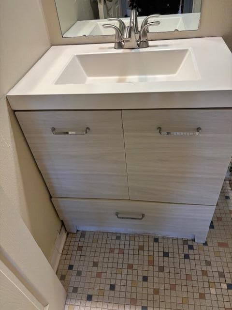 Building Photo - 1250 W Nine Mile Rd