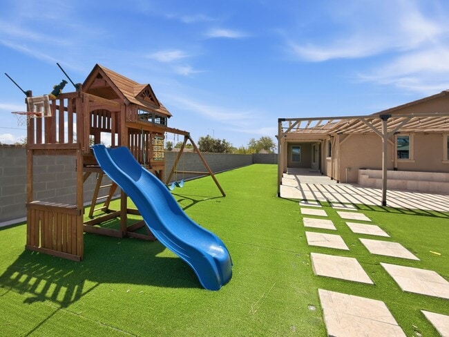Building Photo - Luxury SMART HOME For Rent!