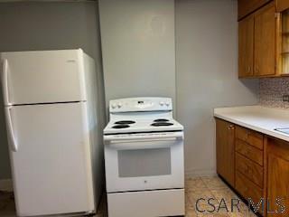 Building Photo - 830 Carnegie Ave