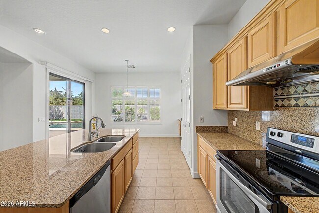 Building Photo - 4313 N 161st Ave