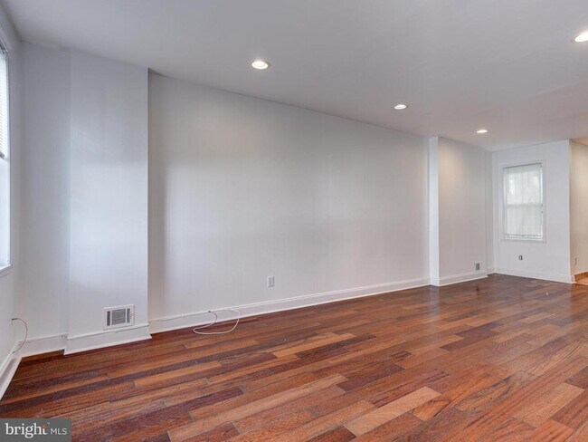 Building Photo - 2166 N 7th St