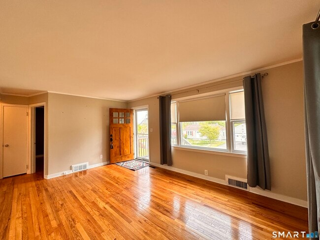 Building Photo - 33 Jepson Ln