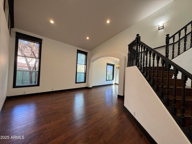 Building Photo - 3201 E Desert Flower Ln