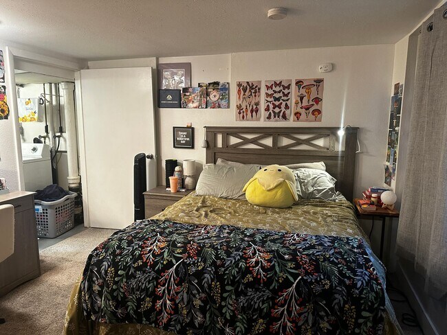 Building Photo - 2118 7th Ave