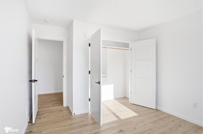 Building Photo - 336 Ashbrook Dr