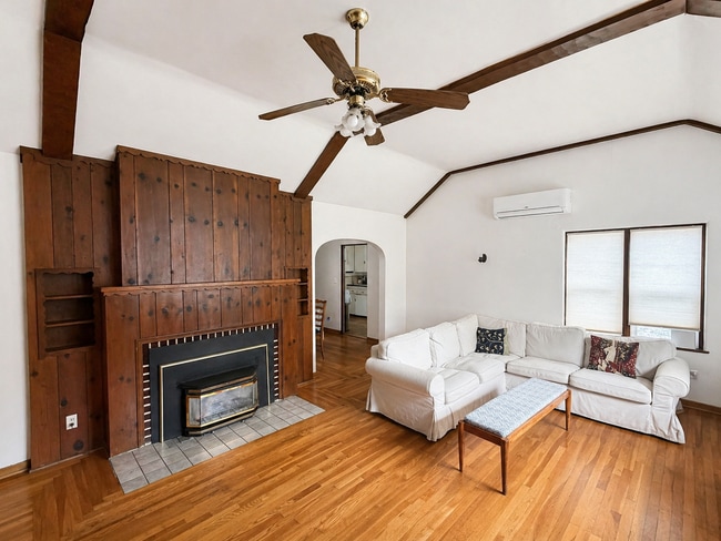 Building Photo - RARE Opportunity to Live on Mansion Avenue! Across the Street From CSUC