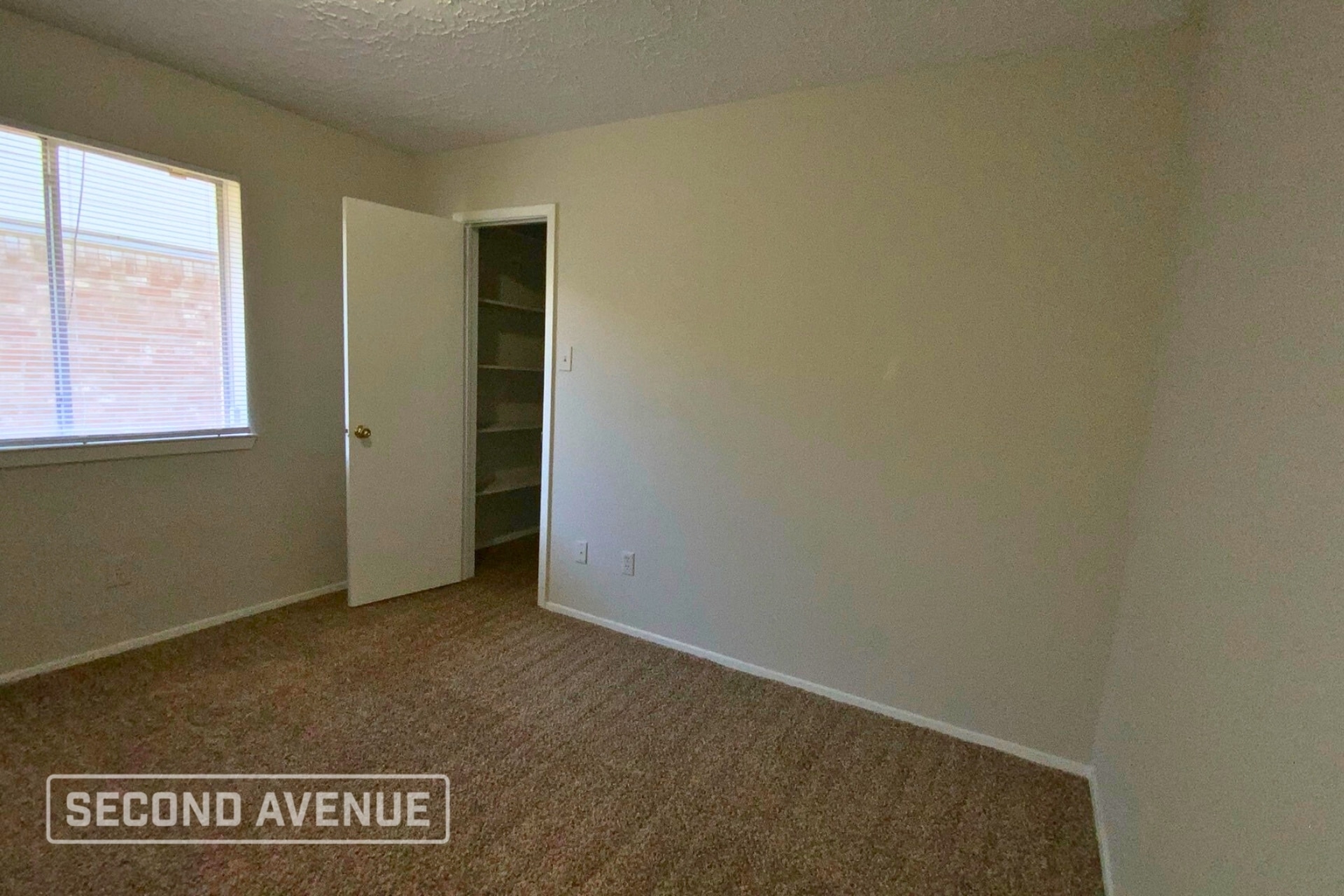 Building Photo - 15907 Wingdale Dr