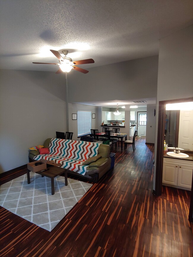 Building Photo - 114 Fair Haven Way