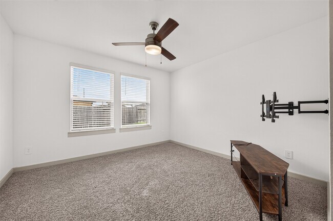 Building Photo - 3939 Hordley Ter Trl